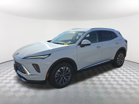 Used 2025 Buick Envision Preferred image 8