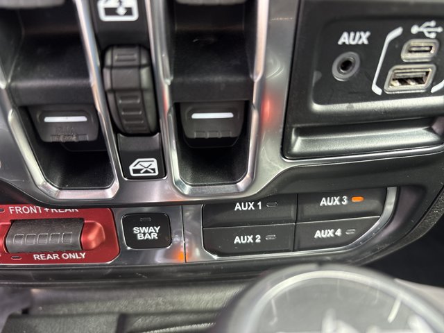 Used 2019 Jeep Wrangler Unlimited Rubicon AWD/4WD image 38