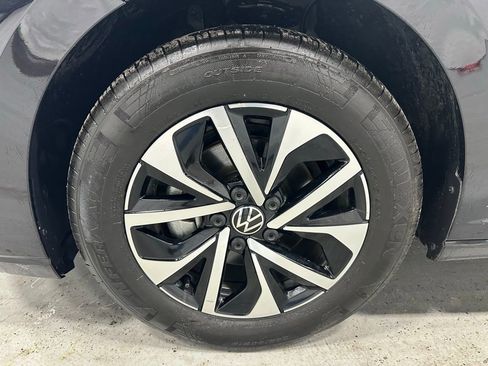 Used 2025 Volkswagen Jetta S image 59