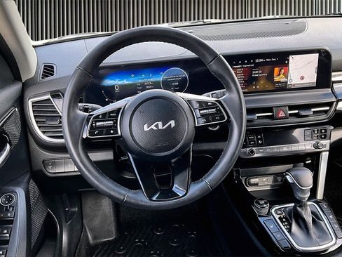 Used 2024 Kia Seltos S image 5