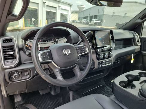 New 2026 RAM 5500 Tradesman w/ Chrome Appearance Group AWD/4WD image 24
