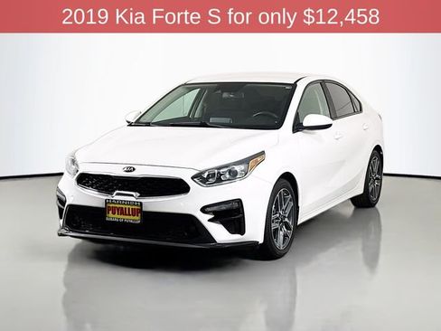Used 2019 Kia Forte S image 3