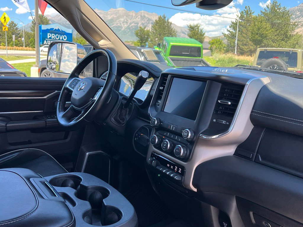 Used 2022 RAM 2500 Laramie w/ Body Color Bumper Group AWD/4WD image 18