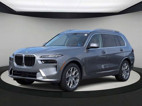 New 2026 BMW X7 xDrive40i w/ Premium Package AWD/4WD image 4