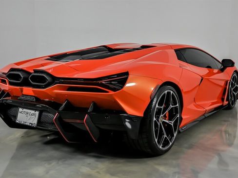 Used 2024 Lamborghini Revuelto AWD/4WD image 13