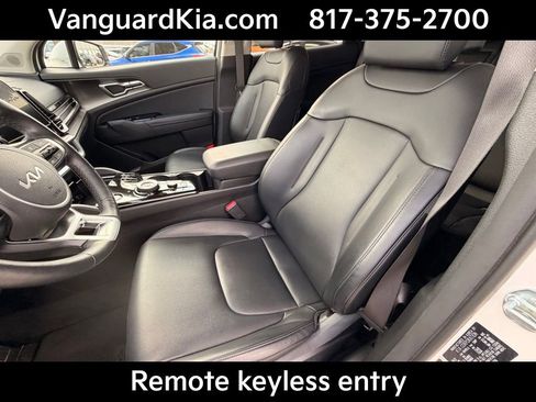Certified 2023 Kia Sportage EX image 13