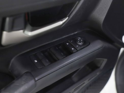 Used 2024 Toyota Tacoma TRD Off-Road w/ TRD Off Road Premium Package AWD/4WD image 19
