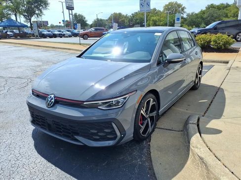 New 2025 Volkswagen GTI SE image 3
