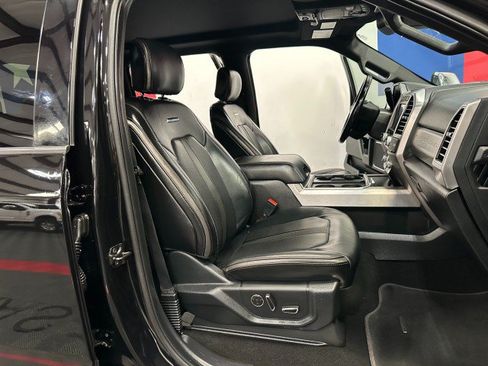 Used 2019 Ford F250 Platinum w/ FX4 Off-Road Package AWD/4WD image 52