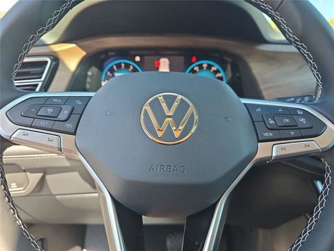 New 2026 Volkswagen Atlas SE image 21