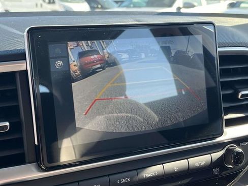 New 2026 Hyundai Venue SEL FWD image 21