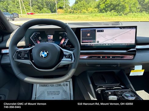 Used 2026 BMW 530i xDrive w/ Premium Package AWD/4WD image 17