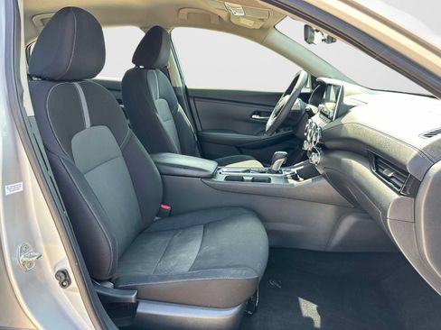 Used 2021 Nissan Sentra SV FWD image 10