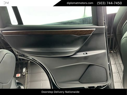 Used 2017 Tesla Model X 100D image 33