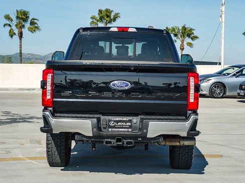 Used 2023 Ford F250 Lariat w/ Lariat Ultimate Package image 6