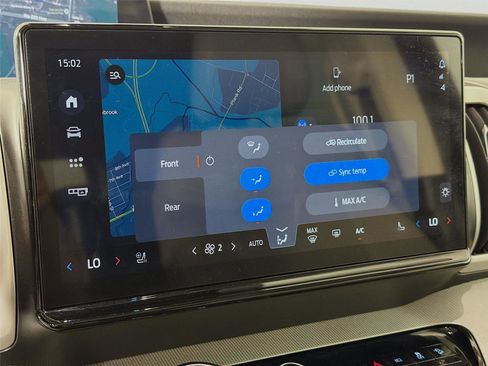 Used 2025 Ford Expedition Active AWD/4WD image 18
