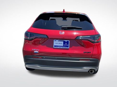 Certified 2025 Honda HR-V Sport image 5