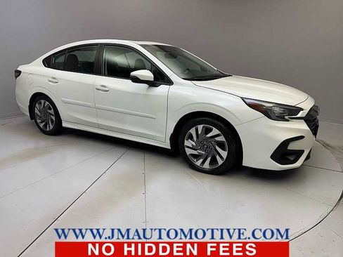Used 2023 Subaru Legacy Limited image 7