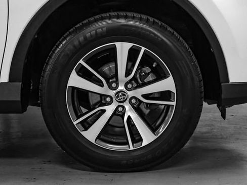 Used 2018 Toyota RAV4 XLE w/ Plus Extra Value Package image 52