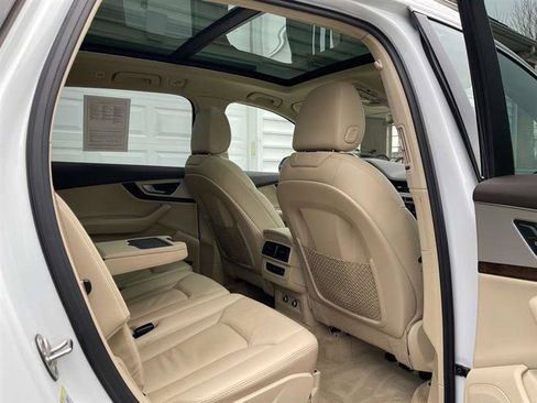 Used 2019 Audi Q7 2.0T Premium Plus w/ Premium Plus Package image 39