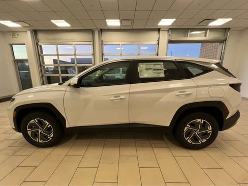 New 2026 Hyundai Tucson Blue SE AWD/4WD image 12