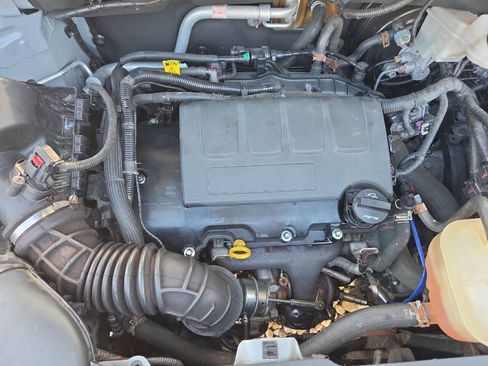 Used 2020 Buick Encore Preferred w/ Safety Package AWD/4WD image 9
