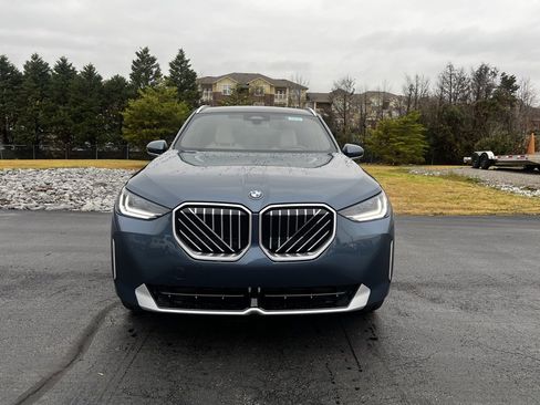 Certified 2025 BMW X3 xDrive30i w/ Convenience Package image 2