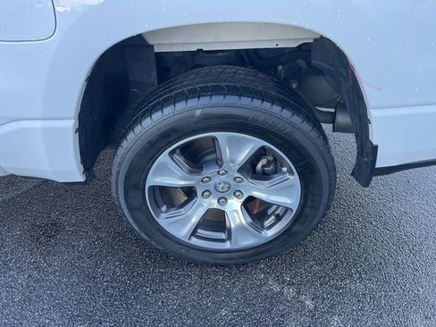 Used 2024 RAM 1500 Laramie image 36
