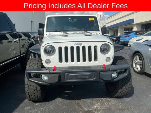 Used 2016 Jeep Wrangler Unlimited Rubicon AWD/4WD image 6