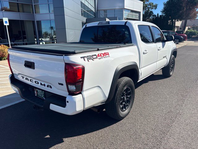 Used 2019 Toyota Tacoma TRD Off-Road w/ TRD Premium Off Road Package AWD/4WD image 3