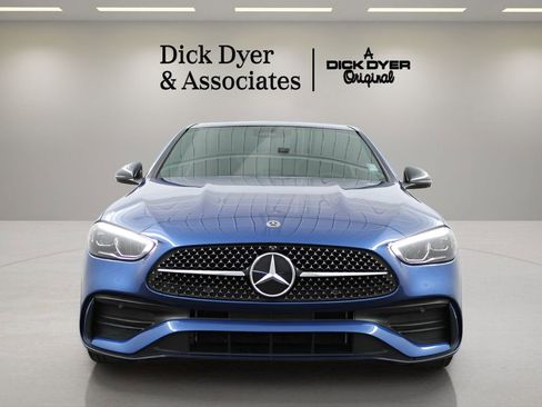 Used 2022 Mercedes-Benz C 300 Sedan image 7