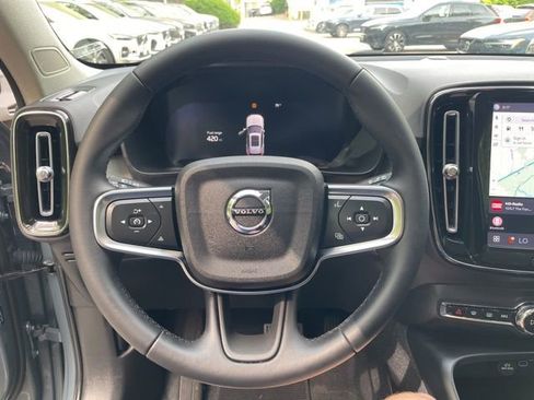 Certified 2023 Volvo XC40 B5 Plus w/ Climate Package image 14