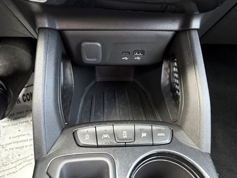 Used 2025 Chevrolet TrailBlazer LT image 19