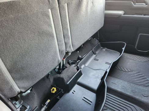 Used 2022 Chevrolet Silverado 1500 RST AWD/4WD image 23