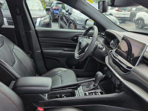 Used 2023 Jeep Compass Limited AWD/4WD image 10