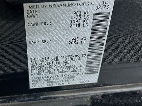 Used 2024 Nissan Altima 2.5 SV image 12