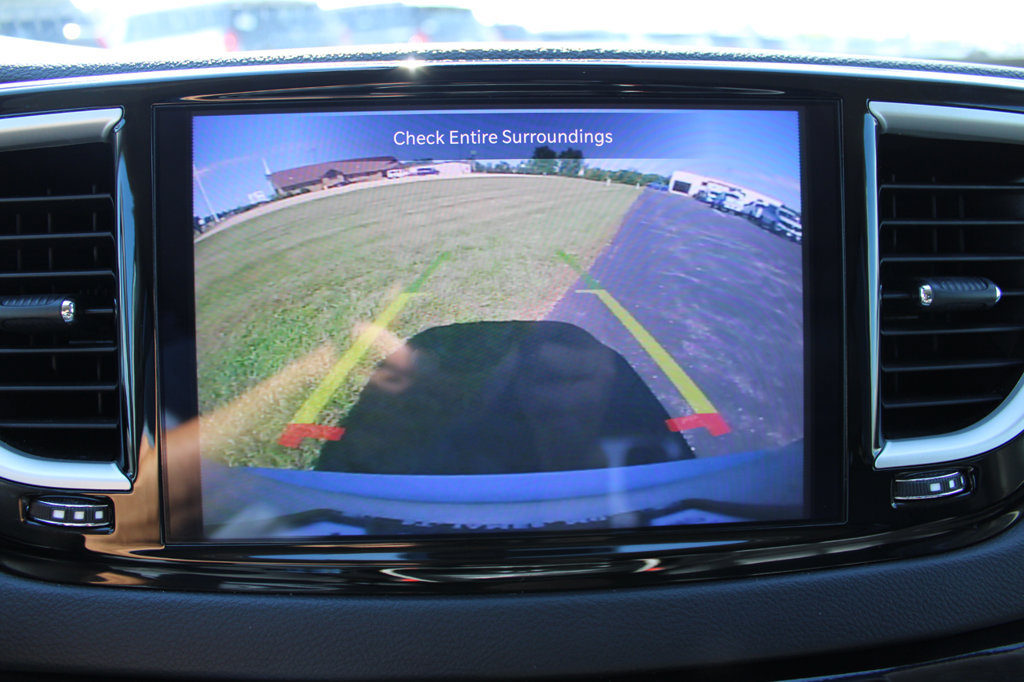 Used 2024 Chrysler Pacifica Touring-L FWD image 38