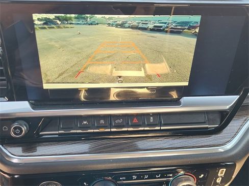 Used 2023 Chevrolet Silverado 1500 LT image 17