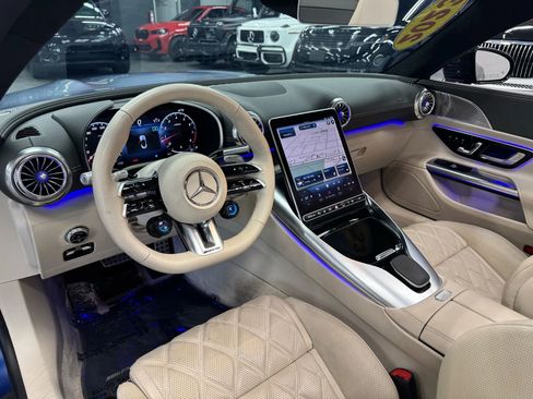 Used 2023 Mercedes-Benz SL 63 AMG 4MATIC image 22