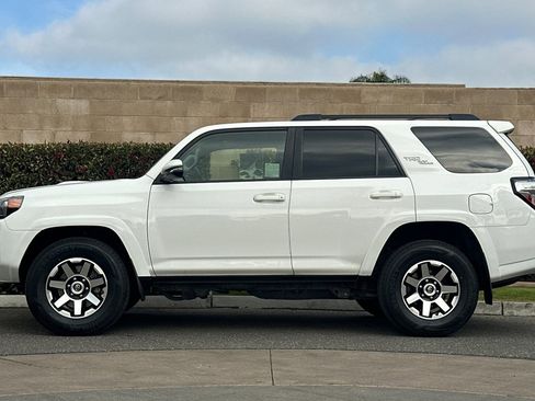 Used 2019 Toyota 4Runner TRD Off-Road Premium image 7