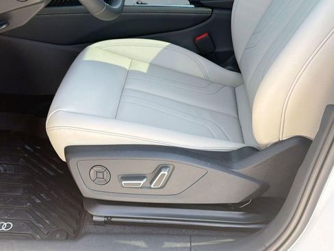 New 2026 Audi Q3 quattro 2.0T image 14