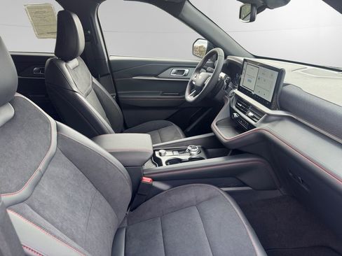 New 2026 Ford Explorer ST image 14