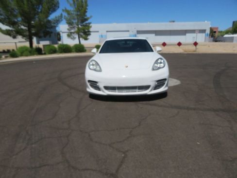 Used 2010 Porsche Panamera Turbo image 11