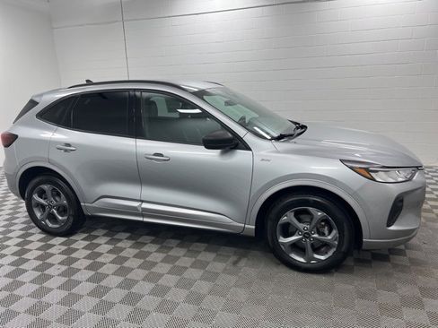 Used 2023 Ford Escape ST-Line w/ Tech Pack #1 image 4