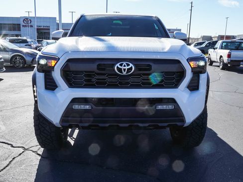 New 2025 Toyota Tacoma TRD Off-Road image 3
