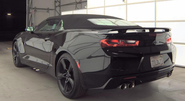 Used 2017 Chevrolet Camaro LT RWD image 6
