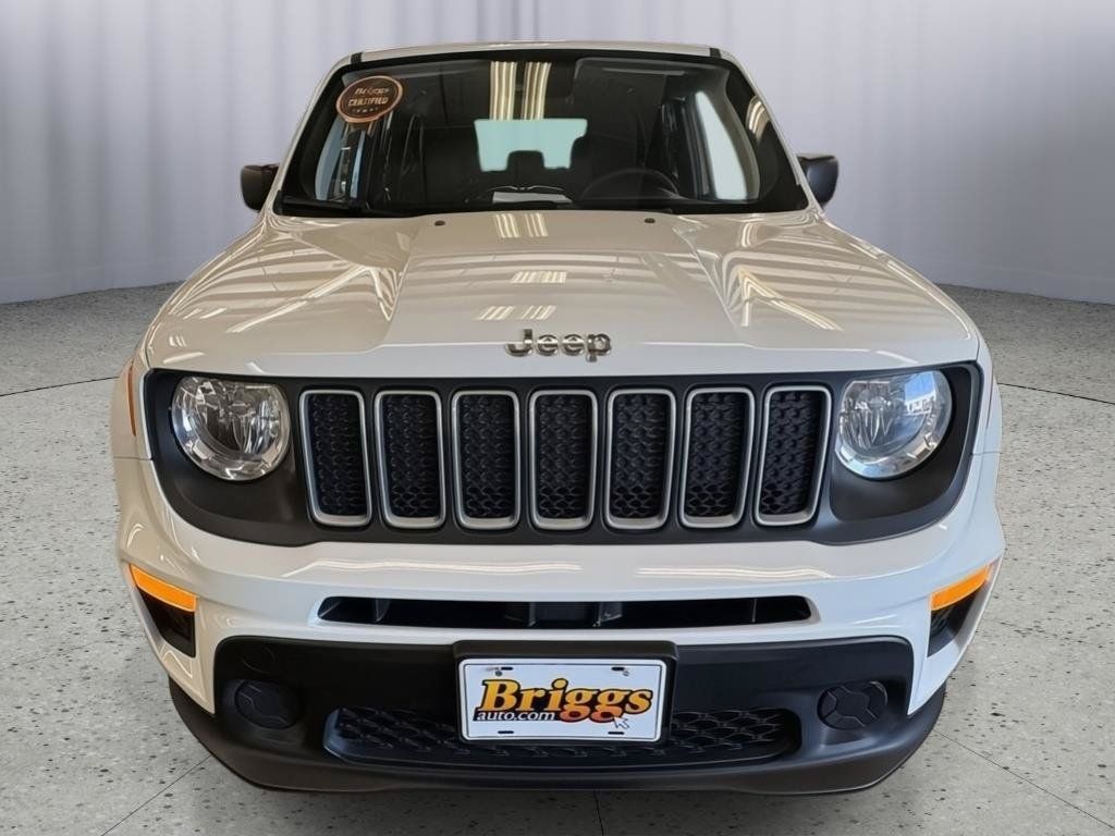 Used 2023 Jeep Renegade Latitude AWD/4WD image 9