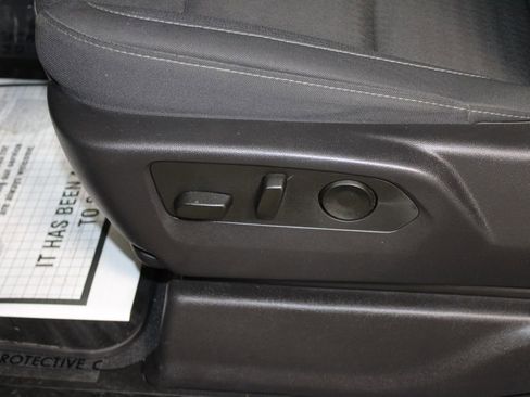 Used 2024 Chevrolet Silverado 1500 Custom image 22