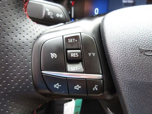 New 2025 Ford Escape ST-Line w/ Equipment Group 301A image 15