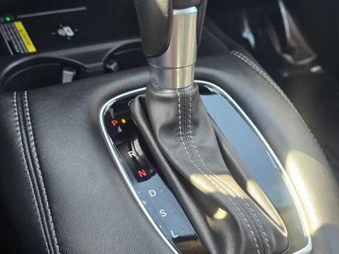 Used 2025 Honda HR-V EX-L image 24
